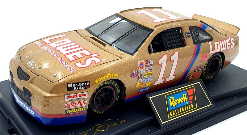 Revell 1/24 Scale 3935 - Ford Thunderbird #11 Lowe's B.Bodine NASCAR