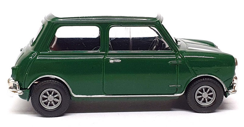 Vanguards 1/43 Scale Diecast VA25002 - Mini Cooper - Green/White