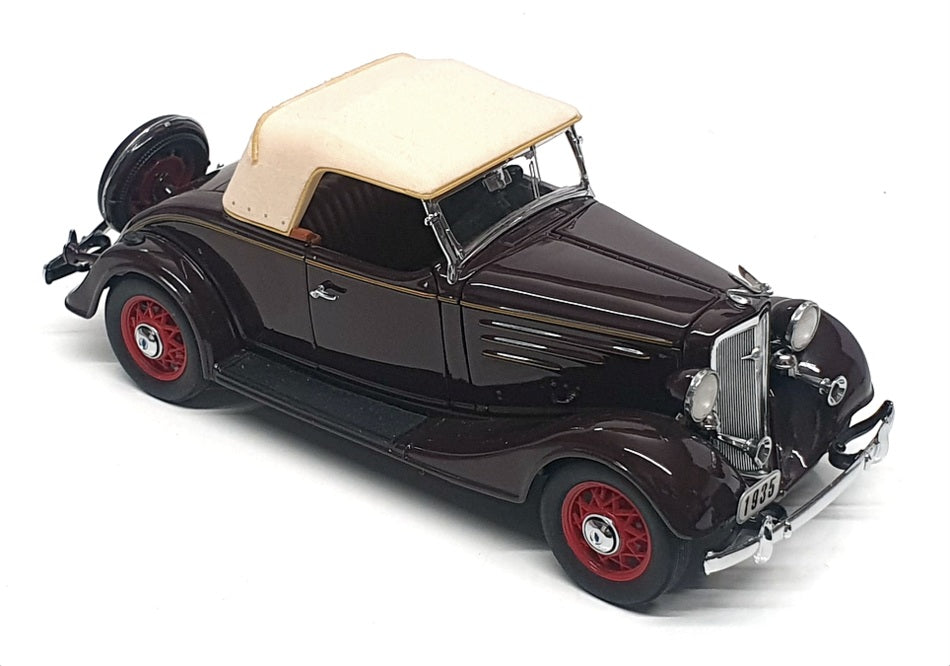 Danbury Mint 1/24 Scale 195-044 - 1935 Chevrolet Standard Sports Roadster Brown