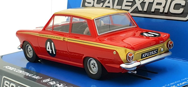 Scalextric 1/32 Scale Slot Car C3870 - Ford Cortina MkI #41 1965 ETCC 500Km