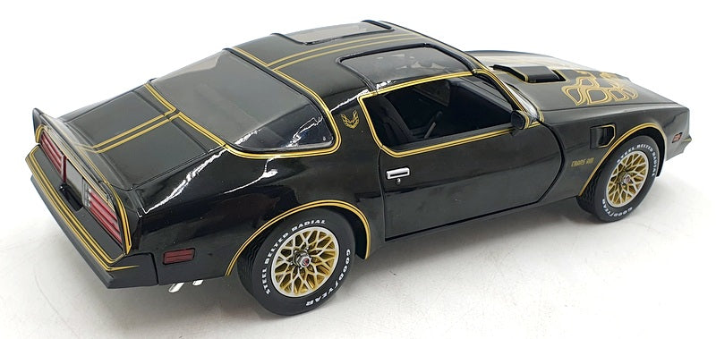 Greenlight 1/18 Scale 19098 - 1977 Pontiac Firebird Trans AM - Black