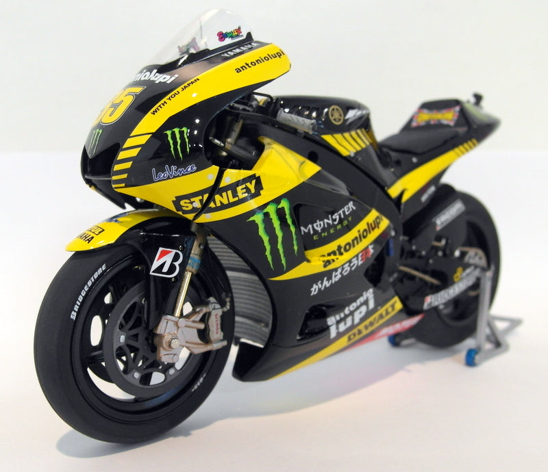 Minichamps 1/12 Diecast 123 113035 Yamaha YZR-M1 Monster Tech3 Crutchlow 2011