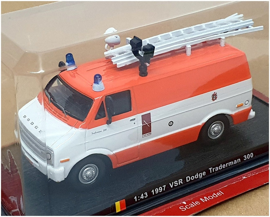 DelPrado 1/43 Scale DP25624 - 1997 Dodge Traderman 300 Van - Orange/White