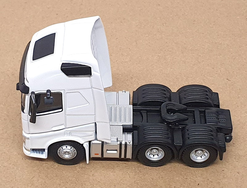 Oxford Diecast 1/76 Scale 76WHVOLCAB - Volvo FH4 Truck Cab - White