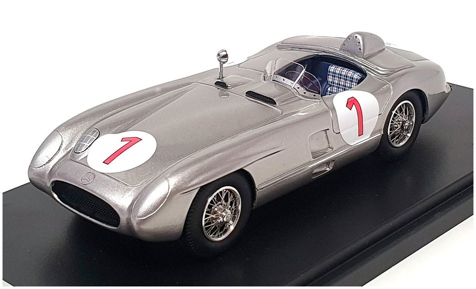 Matrix 1/43 Scale MXR41302-013 Mercedes Benz 300SLR 1st Sweden GP '55 #1 Fangio