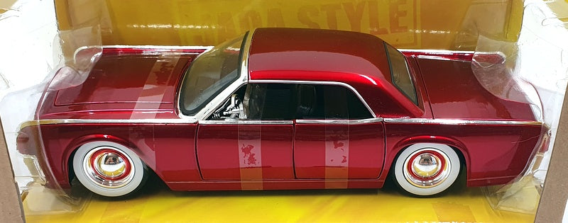 Jada 1/24 Scale 90607 - 1963 Lincoln Continental - Red