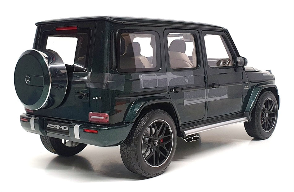 Minichamps 1/18 Scale 110 037066 - 2018 Mercedes AMG G63 - Met Green