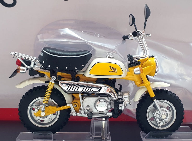 Aoshima 1/12 Scale 111277 - Honda Monkey Motorbike - Yellow