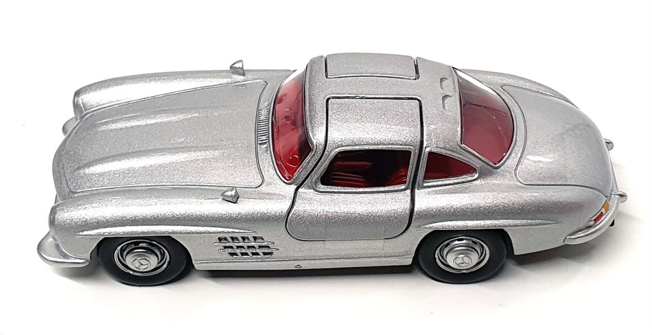 Norev 1/43 Scale Diecast 351197 - Mercedes Benz 300SL - Silver