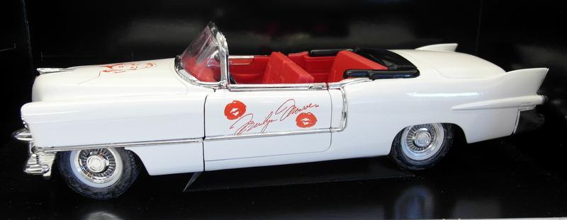 Solido 1/18 scale Diecast 9804 - 1955 Cadillac Convertible Marilyn Monroe