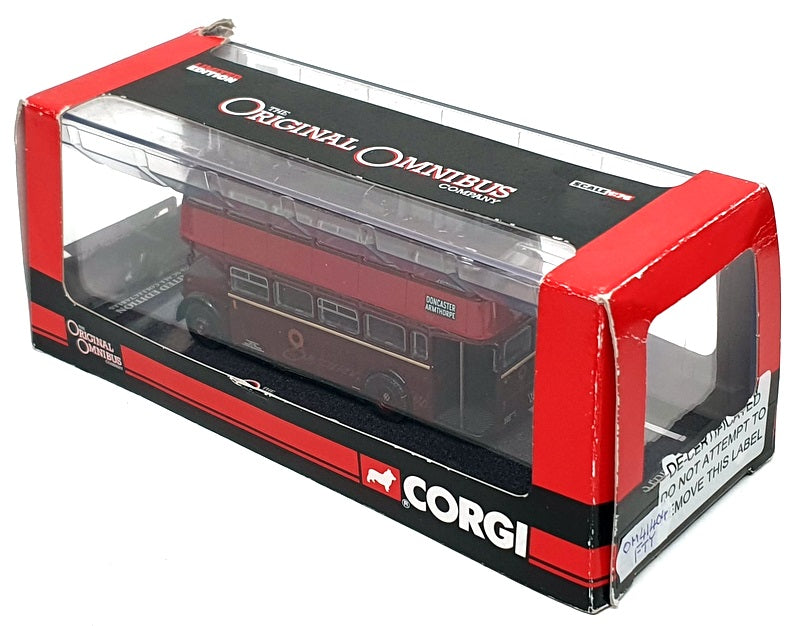 Corgi 1/76 Scale OM41404 - AEC Regent V/Roe Bus (Felix Motors Ltd) Maroon/Red