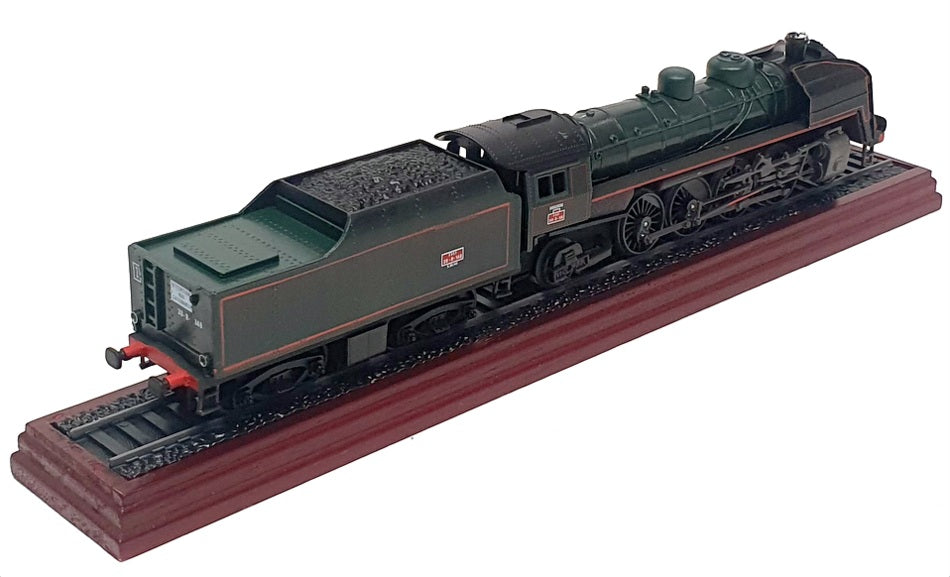 Atlas Editions 3 904 036 - SNCF 4-6-4 Class Static Locomotive Boulogne