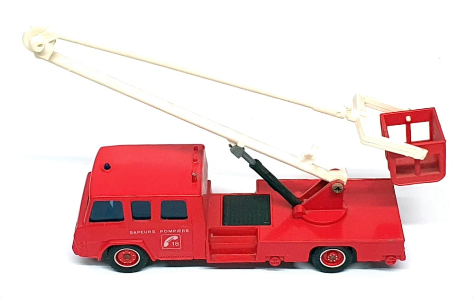 Solido 1/50 Scale S09R - Berliet 770 Camiva Fire Engine Truck - Red