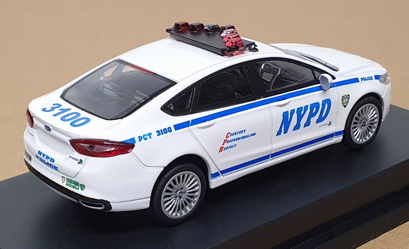 Greenlight 1/43 Scale Diecast 86052 - 2013 Ford Fusion Police NYPD - White