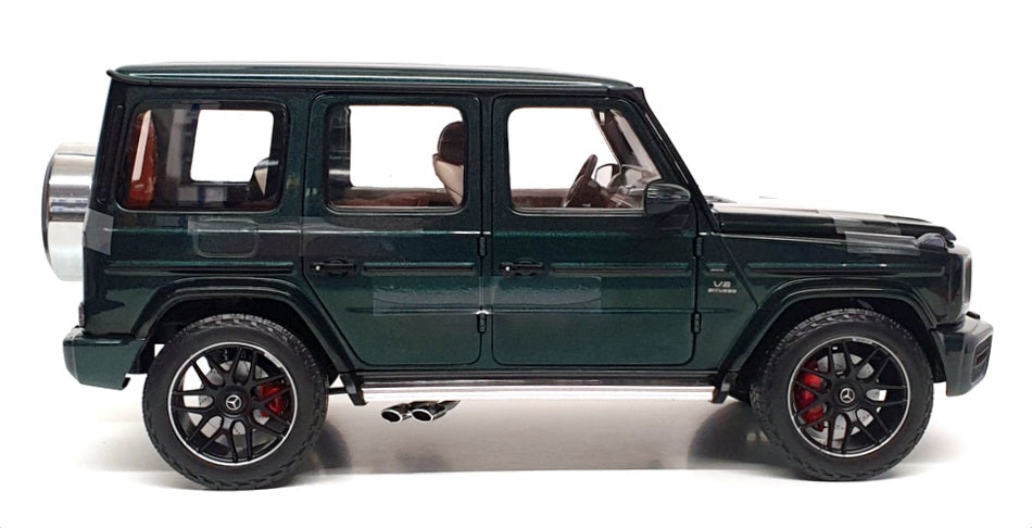 Minichamps 1/18 Scale 110 037066 - 2018 Mercedes AMG G63 - Met Green