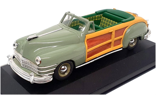 Vitesse 1/43 Scale 490 - Chrysler Town & Country Convertible Open - Green