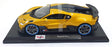 Maisto 1/18 Scale Diecast 46629 - Bugatti Divo - Gold