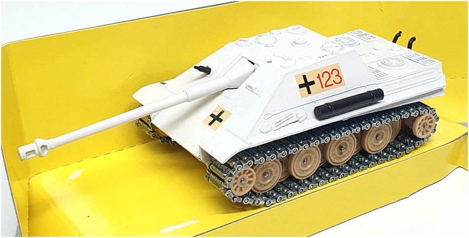 Solido 1 50 Scale 6064 - Panther Tank #123 German Army - White — R.m 