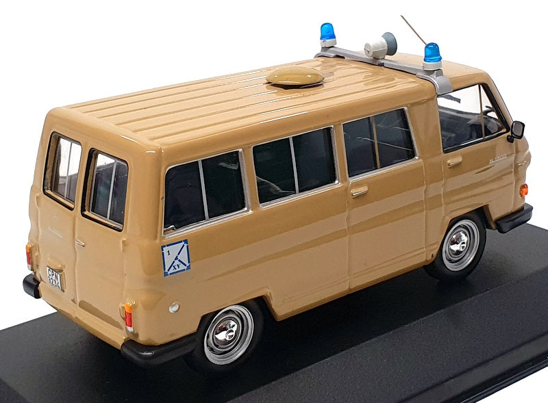 Altaya 1/43 Scale AT1980B - 1980 Mercedes Benz N1300 Policía Nacional - Beige