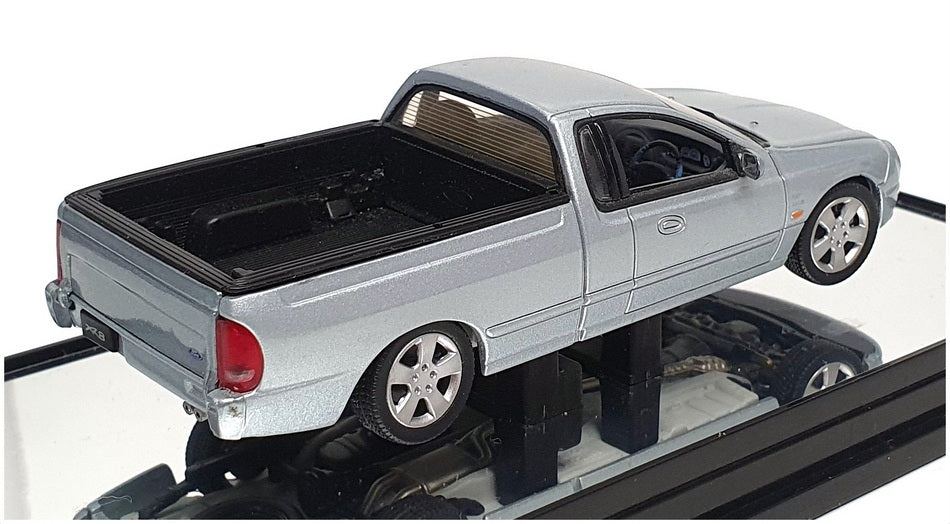Classic Carlectables 1/43 Scale 43553 - Ford XR8 UTE - Liquid Silver