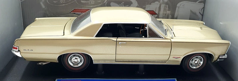 Sun Star 1/18 Scale Diecast 1802 - 1965 Pontiac GTO - Capri Gold