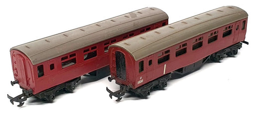 Tri-Ang OO Gauge TA201 - 2 Passenger Coaches LMS 27424 & S1595 - Maroon