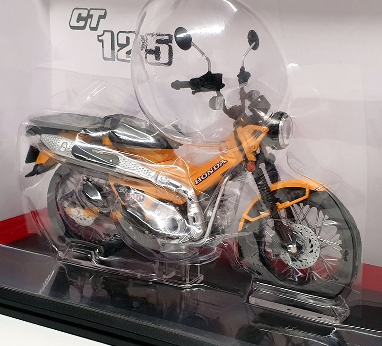 Aoshima 1/12 Scale 11184-3500 - Honda CT125 Motorcycle - Yellow