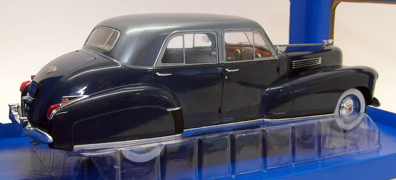 MCG 1/18 Scale MCG18072 Cadillac Fleetwood Series 60 Special Sedan 1941