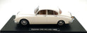 KK Scale 1/18 Scale KKDC181033 - 1962 Daimler 250 V8 LHD - White