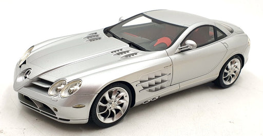 Sophiart 1/18 Scale DC221124D - Mercedes-Benz SLR McLaren - Silver