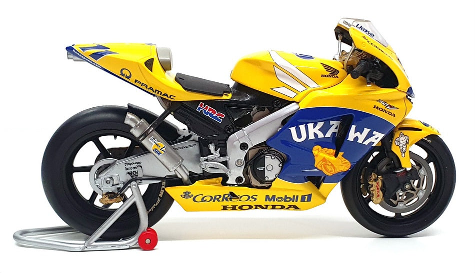 Minichamps 1/12 Scale 122 037111 - Honda RC211V Ukawa MotoGP 2003