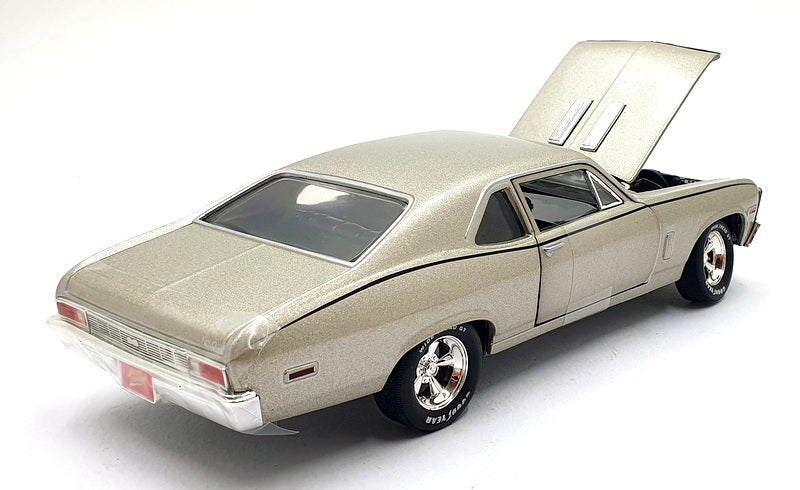 Johnny Lightning 1/24 Scale 53573 - 1969 Chevrolet Nova SS - Champagne