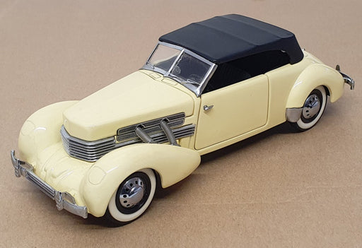 Franklin Mint 1/24 Scale B11PN92 - 1937 Cord 812 Phaeton Coupe - Cream/Black