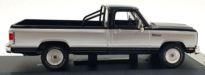 Premium X 1/43 Scale Diecast PRD258 - 1987 Dodge Ram - 2 Tones Bue/Silver