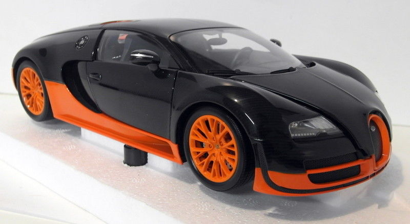 Minichamps 1/18 - 519 101101 Bugatti Veyron Super Sport Top Gear with Stig