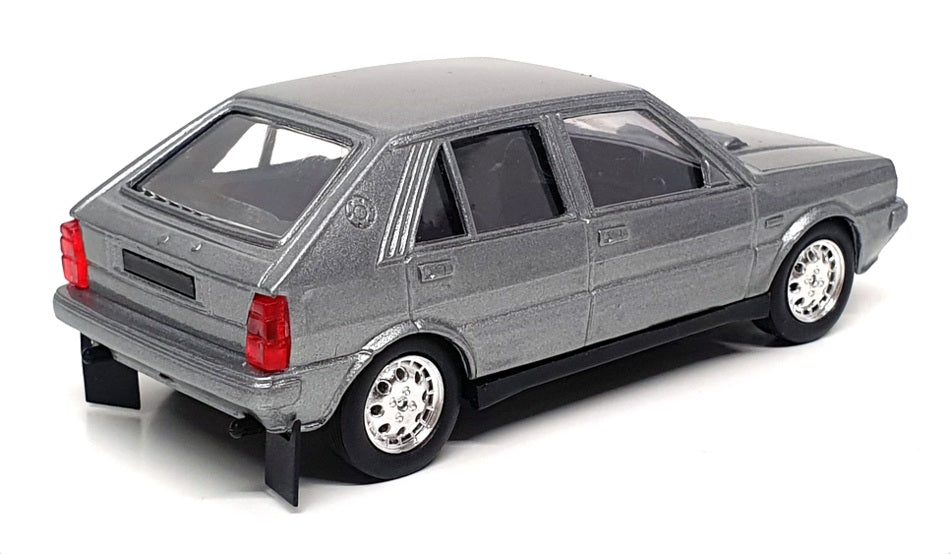 Vitesse 1/43 Scale 362 - Lancia Delta HF Turbo 4WD - Met Grey