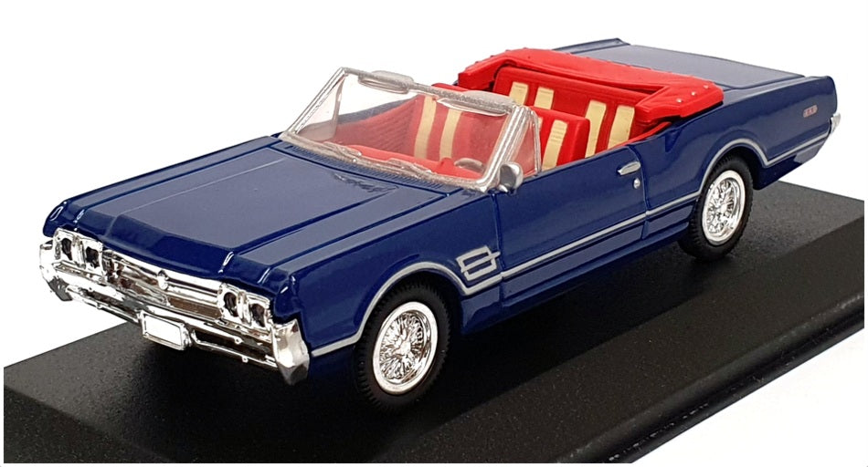 NewRay 1/43 Scale SS-48387 - 1966 Oldsmobile Cutlass 4-4-2 - Blue