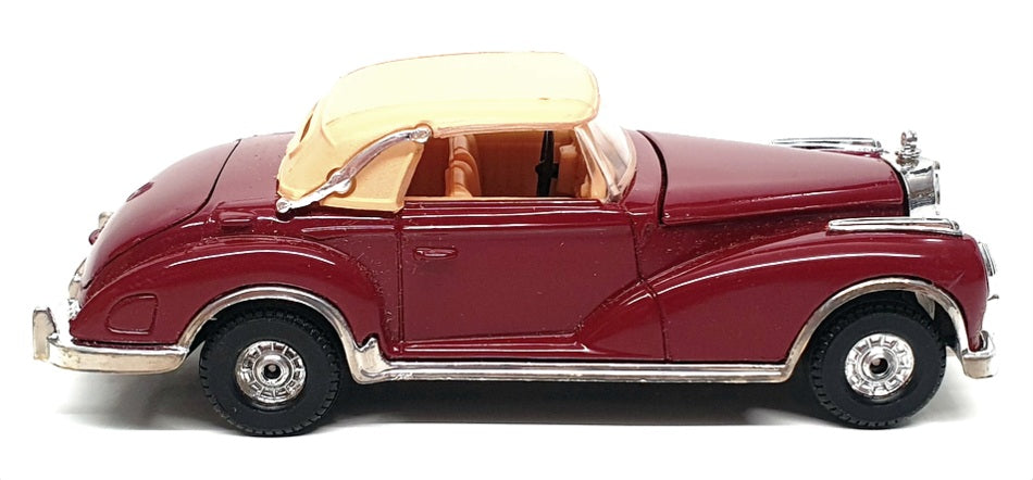 Corgi 13cm Long Diecast 806 - 1956 Mercedes Benz 300SC - Maroon