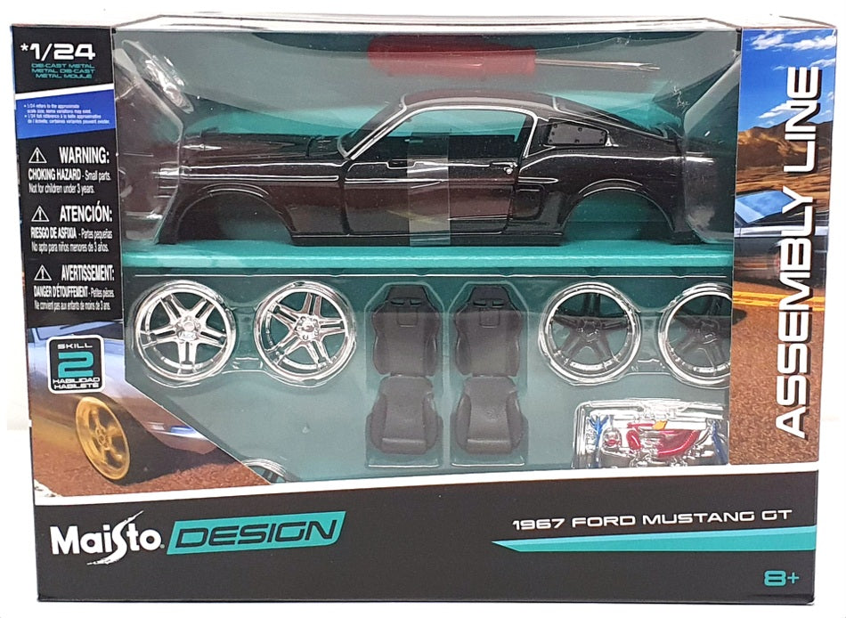 Maisto 1/24 Scale Model Kit 39094 - 1967 Ford Mustang GT - Black