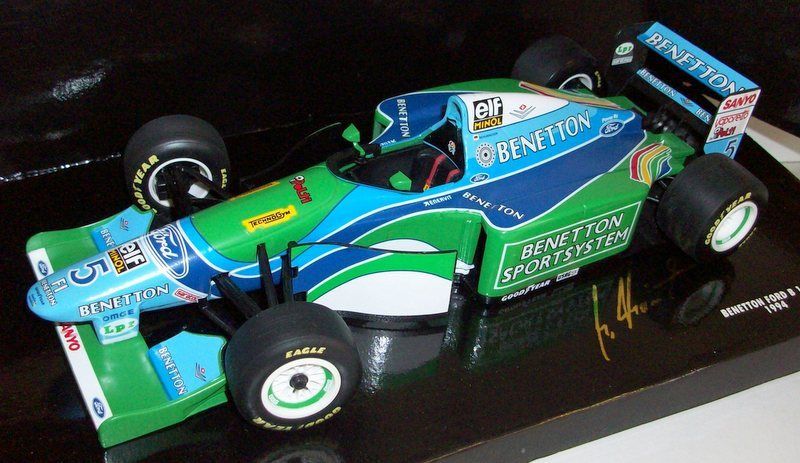 Minichamps 1/18 Scale - 510 941805 Benetton Ford B194 GP Schumacher Sportsystem