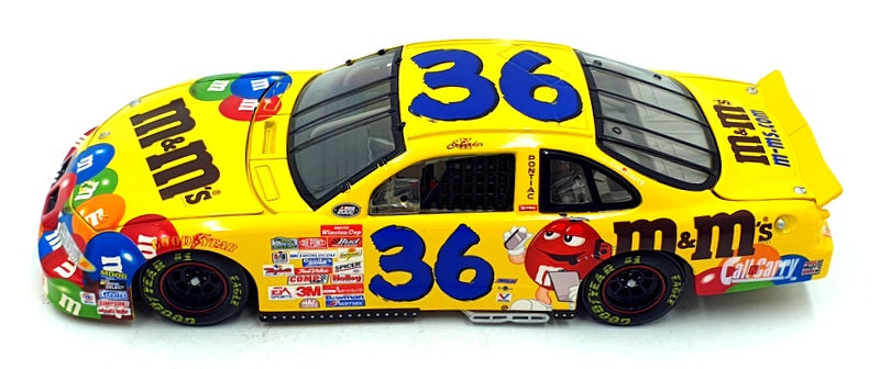 Action 1/24 Scale 10550 - Pontiac Grand Prix 2000 M&M's NASCAR #36