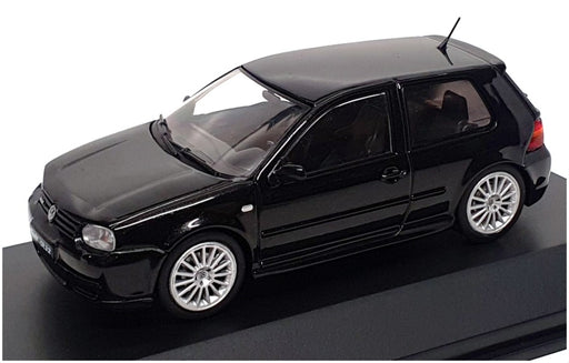 Solido 1/43 Scale S4313603 - Volkswagen Golf R32 4Motion AWD - Black