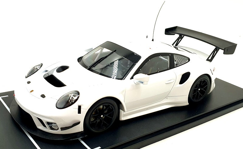 IXO 1/18 Scale Diecast LEGT18064W - Porsche 911 GT3 R 2019 - White