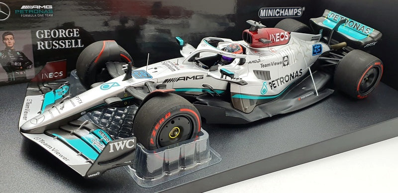 Minichamps 1/18 Scale 110 220063 Mercedes F1 W13 E Spanish GP 2022 Russell #63