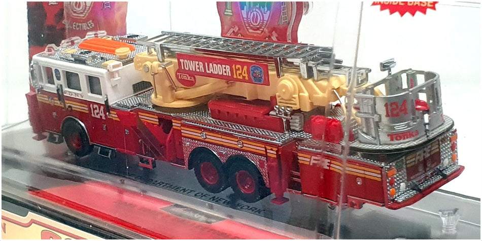 Code 3 1/64 Scale 12735 - Aerialscope Aerial Tower Ladder Fire