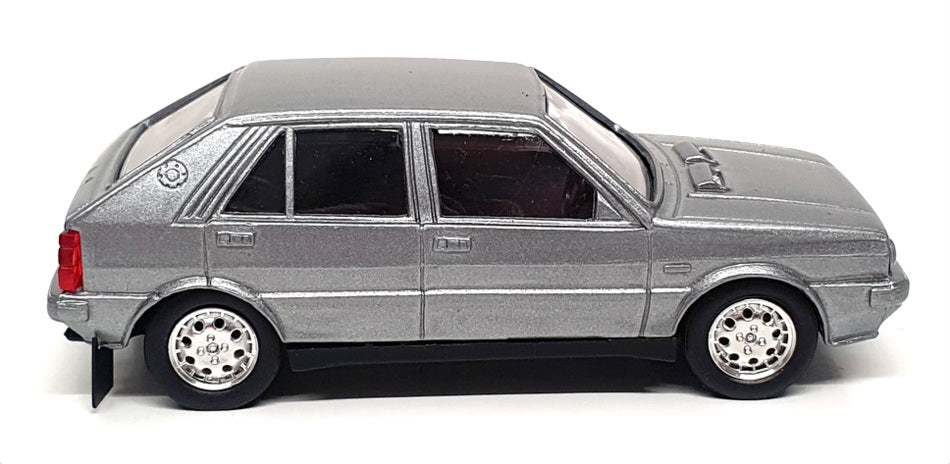 Vitesse 1/43 Scale 362 - Lancia Delta HF Turbo 4WD - Met Grey