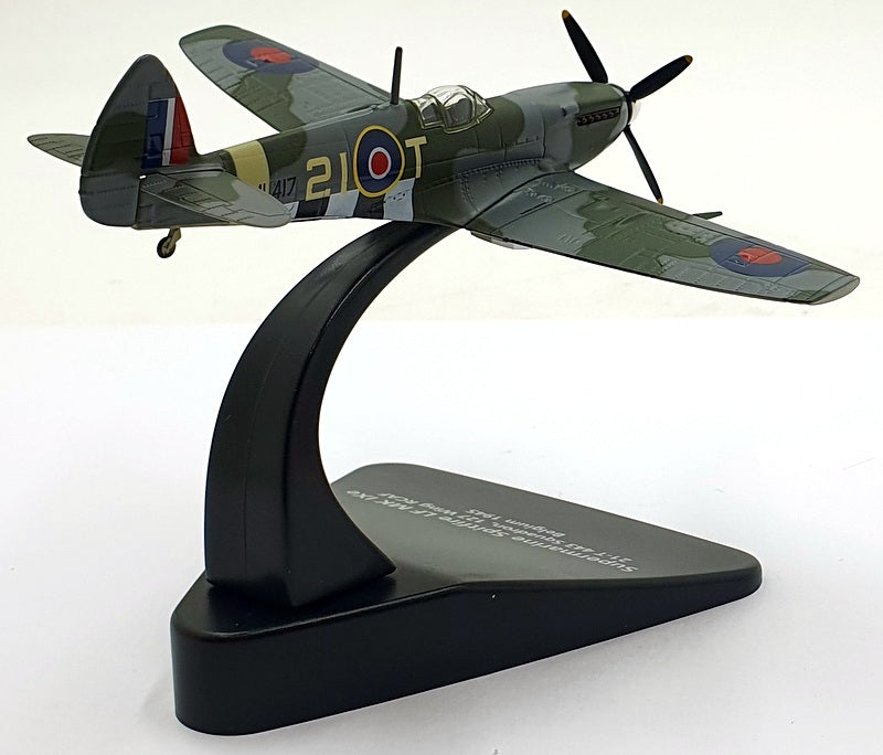 Oxford 1/72 Scale AC098 Spitfire IXE 443 Sqn RCAF Belgium 1945