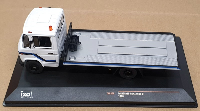 Ixo 1/43 Scale CLC336 - 1980 Mercedes Benz L608 D Truck - White 