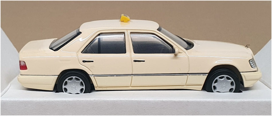 Herpa 1/43 Scale 070157 - Mercedes E320 Limousine Taxi - Lt Beige