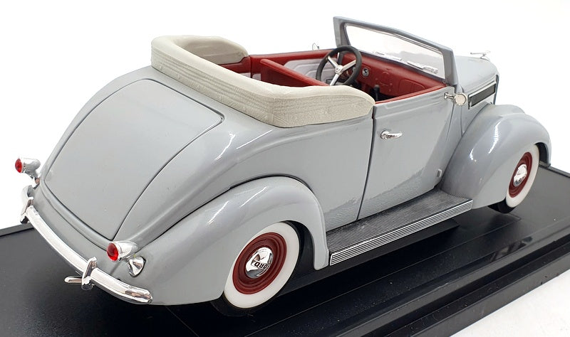 Road Signature 1/18 Scale Diecast 92237 - 1937 Ford V8 Convertible - Grey